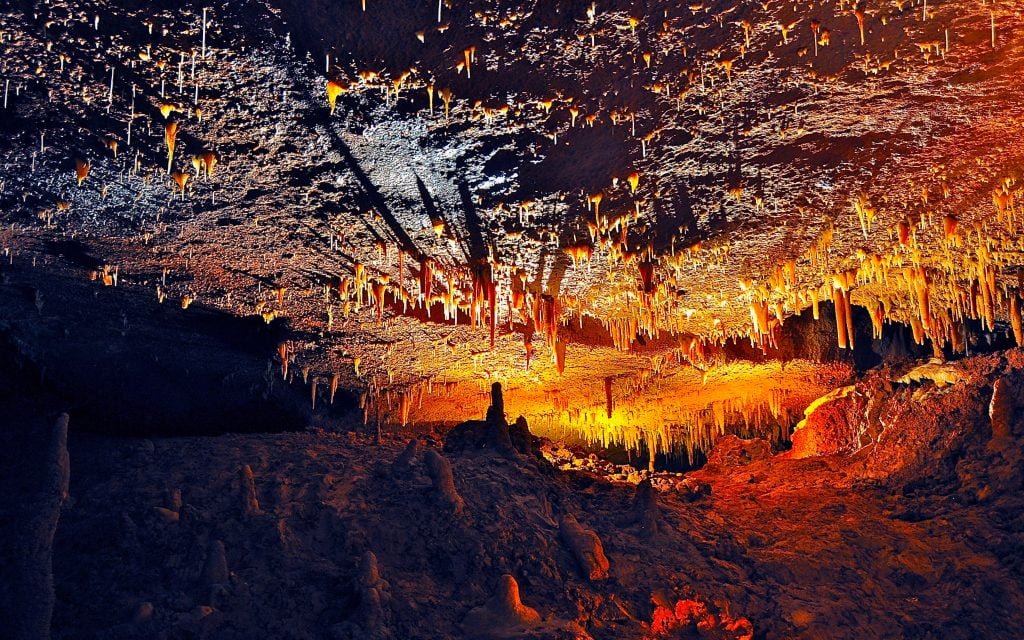 Rêver d'une grotte ou caverne