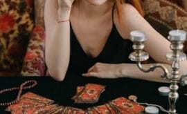 Peut-on tirer les cartes du Tarot tous les jours ? Mythes et Réalités