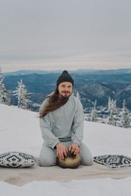 Le Solstice d'hiver 2024 : Comment exploiter son potentiel spirituel selon votre signe astrologique