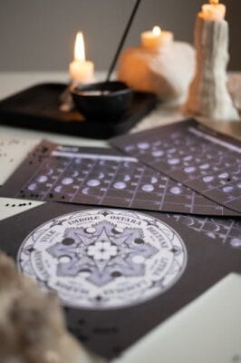 L'influence du calendrier lunaire Fêzan de janvier 2025 sur vos pratiques ésotériques