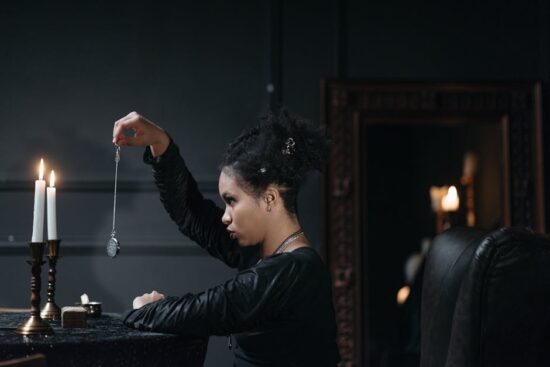 Découvrir son Don pour le Pendule : Test et Interprétation