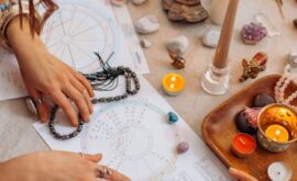 L'influence secrète des signes astrologiques "maléfiques" dans les pratiques ésotériques